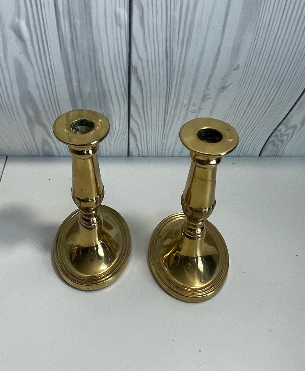 VTG Set of 2 Gallery Original Solid Brass Candlesticks 7 in